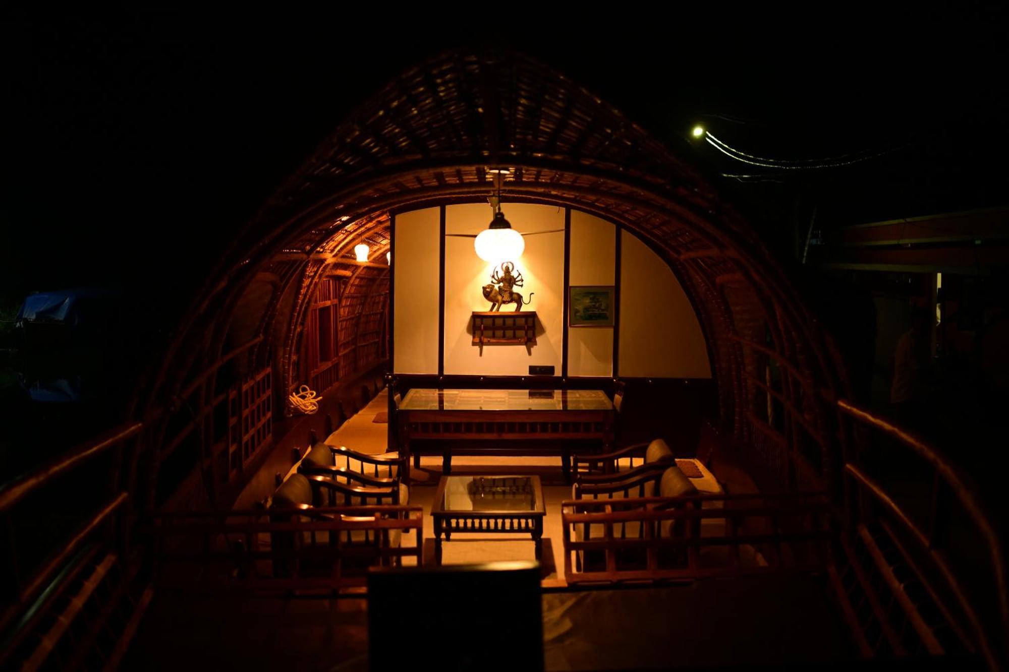 Thara'S Houseboat 호텔 Alappuzha 외부 사진
