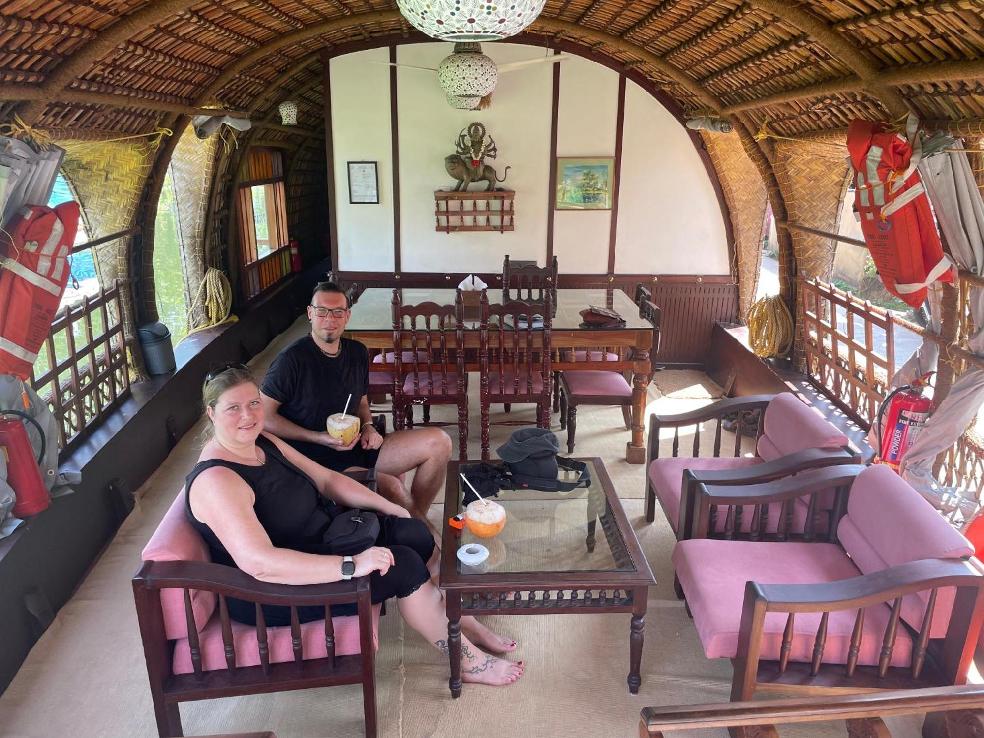 Thara'S Houseboat 호텔 Alappuzha 외부 사진